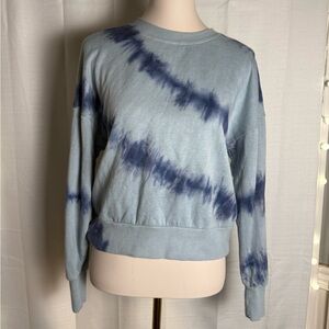 Hippie Rose Blue Crew Neck Sweater with Artistic Tie-Dye